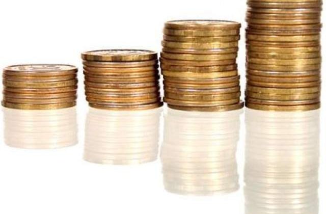 Guvernul promite sa ia masuri de incadrare in deficit daca nu-si revin veniturile