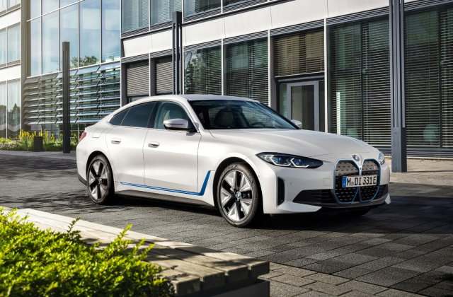 Prețuri BMW i4 &icirc;n Rom&acirc;nia: sedanul electric pornește de la 53.000 de euro