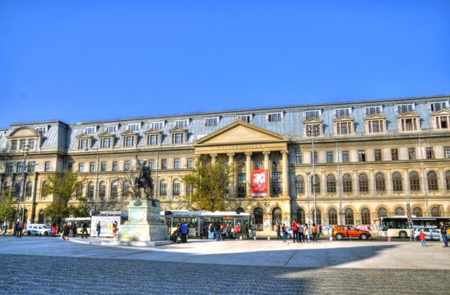 Admitere 2021. Universitățile care organizează sesiuni de admitere online şi cele la care contează media de la BAC