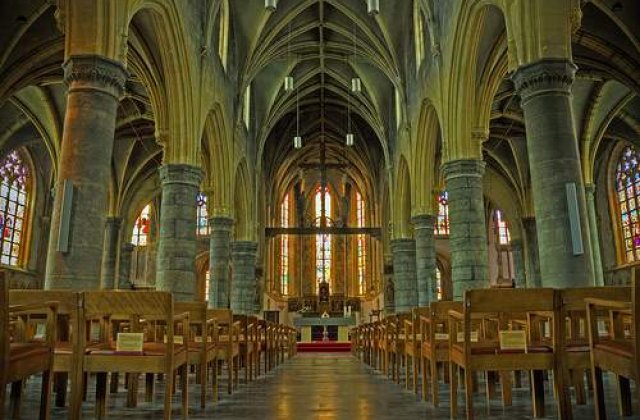 Averea regelui belgienilor, de 80 de ori mai mare in realitate decat in acte