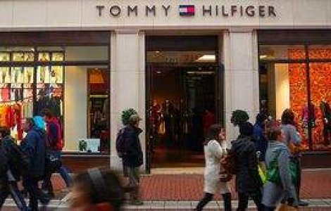 Calvin Klein a cumparat Tommy Hilfiger