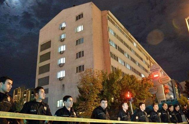 Doua cladiri ale politiei din Ankara, atacate cu rachete