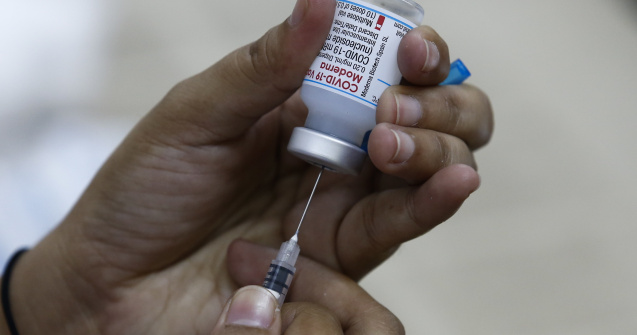 Irlanda va cumpăra un milion de doze de vaccin anti-COVID-19 din România