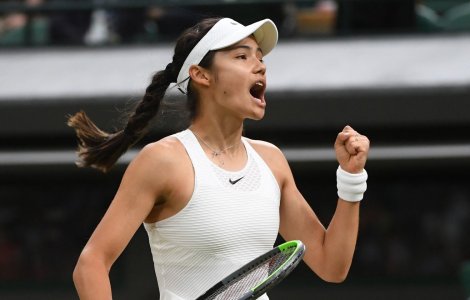 Emma Răducanu a abandonat în optimile de finală de la Wimbledon