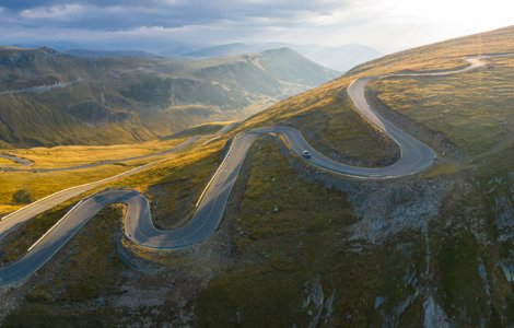 Vaccinare în România la 2.145 de metri altitudine. Centru mobil pe Transalpina