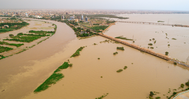 COD GALBEN de inundaţii pe râuri din 13 judeţe! Află care sunt zonele vizate