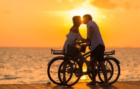 Surprinde-ți jumătatea: cele mai romantice 35 de citate despre iubire