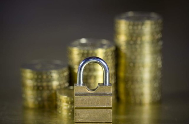 "Cavaleria" din zona euro a stabilit strategia pentru salvarea Greciei