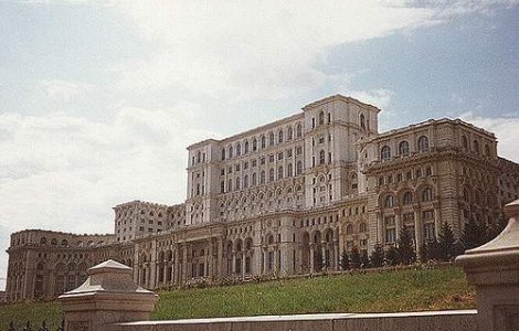 Parlamentul stinge lumina