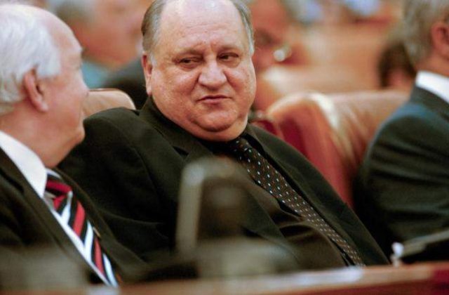 Nastase si Iliescu il vor pe Cozminca inapoi in PSD