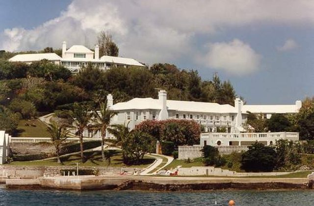 Cum arata casele miliardarilor lumii?