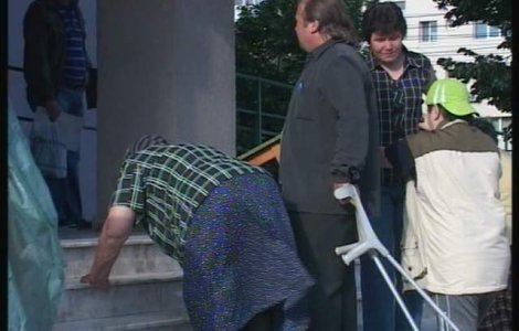 Dai un bibelou, devii handicapat: In ce consta mita pentru un certificat la Comisia din Prahova