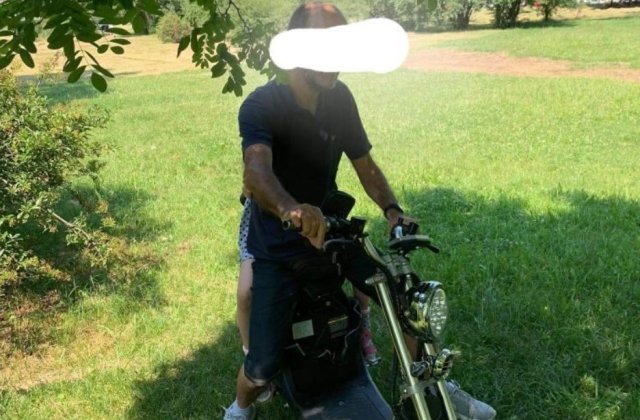 Pedofil recidivist, prins în flagrant. „Fetița era dezbrăcată, întinsă pe iarbă. Nu a reacționat nimeni când am început să țip”