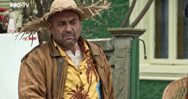 Adrian Văncică se trage dintr-o familie de intelectuali. Actorul din Las Fierbinți e rudă cu întemeietorul științei agricole românești