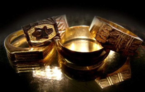 Romanii cred ca investitia in aur este printre cele mai avantajoase