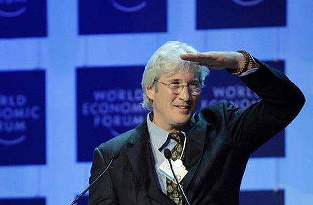 Richard Gere s-a despartit de sotia sa