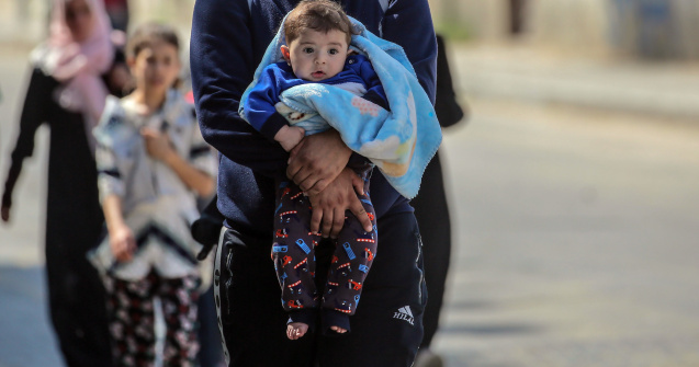 STUDIU: Cinci din zece români sunt mulțumiți de relațiile cu familia și de mediul în care lucrează