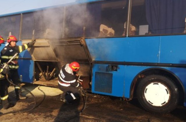 Un autocar cu 21 de copii a luat foc în Botoșani. În ce stare se află aceștia