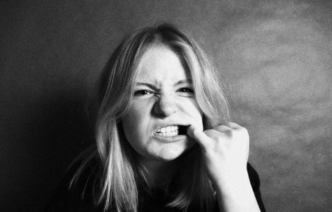  Top  6 alimente despre care poate nu știai că îți distrug dantura