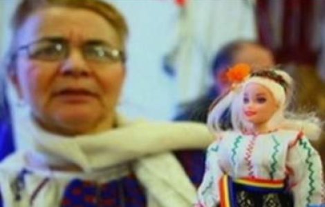  Video Elena Udrea, papusa de plastic din Parlament