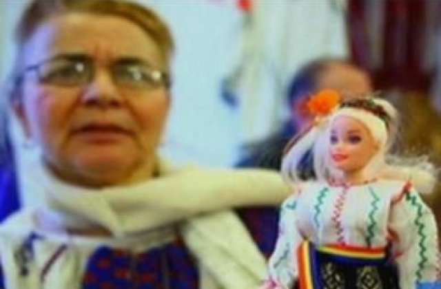 [VIDEO]Elena Udrea, papusa de plastic din Parlament