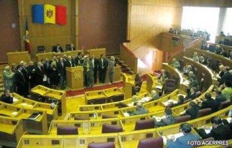 Moldovenii vor vorbi romana