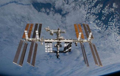 Un nou echipaj de trei astronauti a ajuns pe ISS