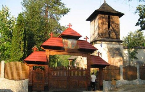 Preot acuzat de malpraxis in judetul Arges