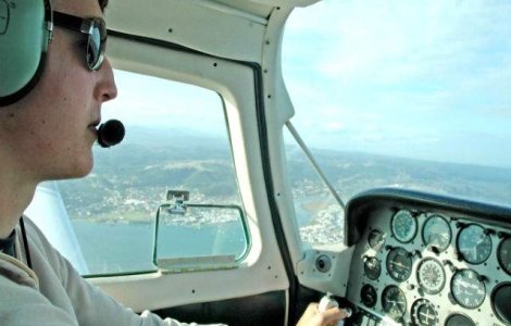 Peste jumatate dintre pilotii britanici au adormit in timpul zborului