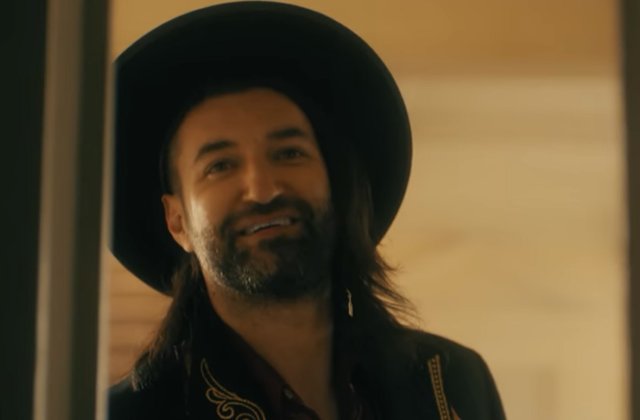 Cum s-a schimbat viața lui Smiley după ce a devenit tătic: „Schimb scutece, legăn copilul, îi cânt”