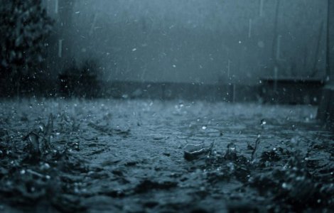 A inceput potopul: Comandament pentru SITUATII DE URGENTA, la Guvern