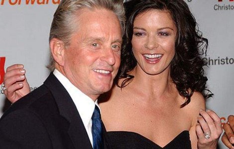 Catherine Zeta-Jones si Michael Douglas s-au impacat