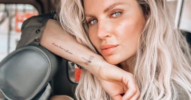 Andreea Bănică, clipe de panică în mall. Artista s-a simțit ca într-un labirint