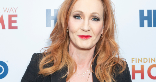 Autoarea personajului Harry Potter a fost ameninţată cu moartea pe Twitter