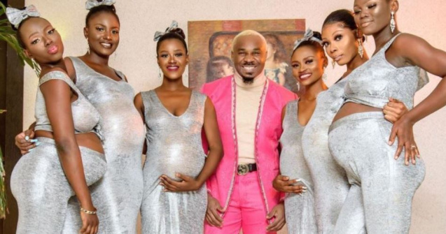 Un playboy nigerian a făcut valuri după ce s-a afișat la o nuntă în compania a șase femei însărcinate. Susține că el este tatăl copiilor