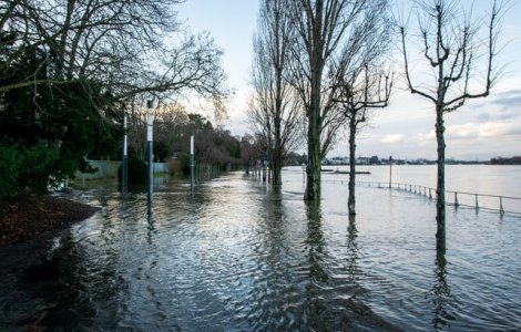 Cod ROȘU de inundații în două județe din România