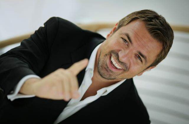 Horia Brenciu canta pentru un eveniment caritabil