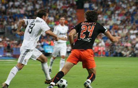 Chelsea il vrea pe Van der Vaart