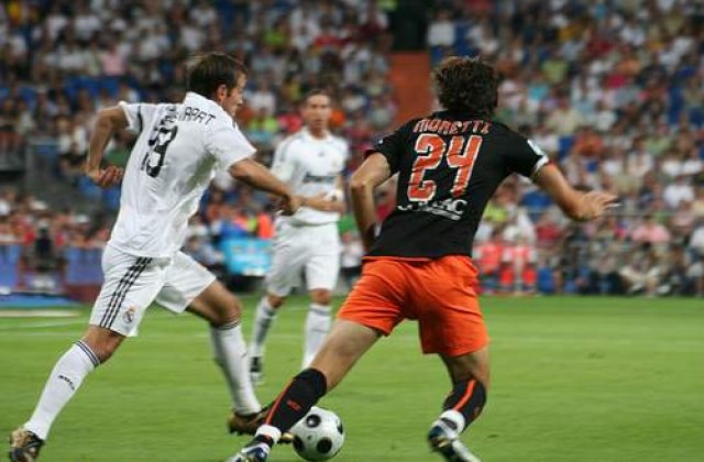 Chelsea il vrea pe Van der Vaart