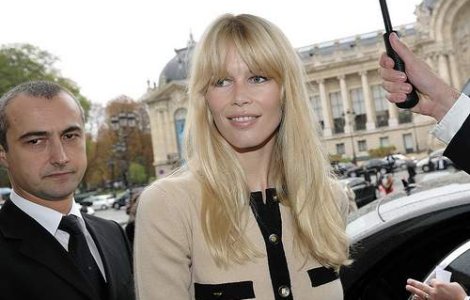 Claudia Schiffer, in pericol de moarte?