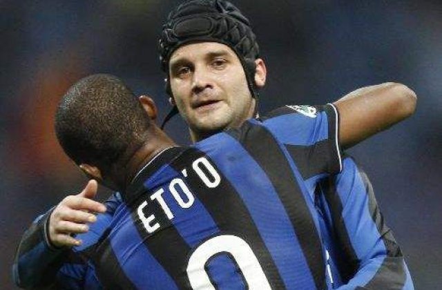 [VIDEO] Chivu s-a intors pe teren