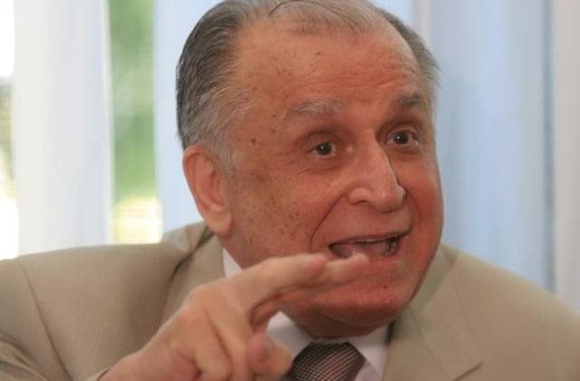 Iliescu: Ponta trebuia sa se abtina de la comentarii in cazul Papici