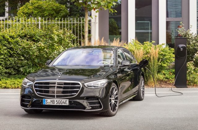 Prețuri Mercedes-Benz S 580 e &icirc;n Rom&acirc;nia: versiunea plug-in hybrid a Clasei S pornește de la 126.000 de euro