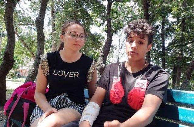 Sportivi atacați cu motocoasa; se putea ajunge la măcel. &bdquo;Am citit pe fața lui crimă!&rdquo;