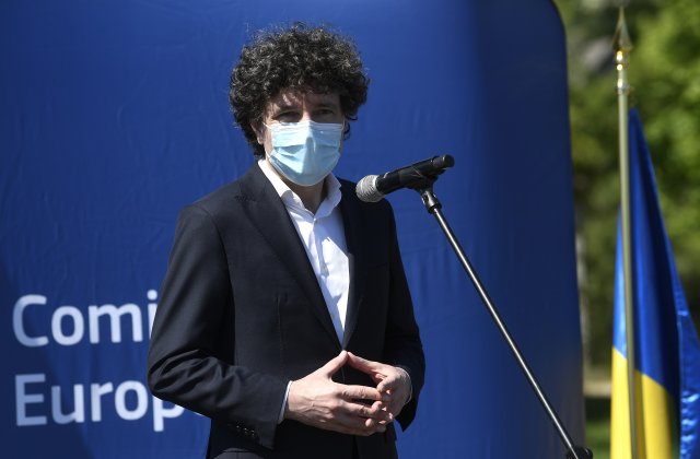 USR PLUS București îi cere lui Nicușor Dan să înceteze mascarada concursurilor din PMB