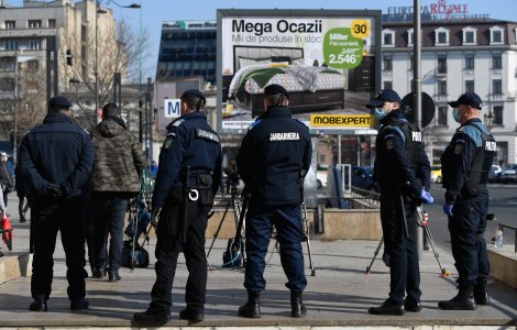 Aproximativ 380 de persoane au fost duse la audieri, în cazul grupării care a înșelat instituții publice