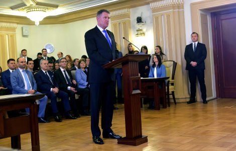 Legea prin care incitarea la violență, ură sau discriminare se pedepsește cu închisoare de la 6 luni la 3 ani, sesizată la CCR