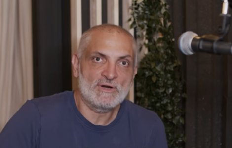 Viața lui Damian Drăghici s-a schimbat de când a devenit tată! La ce a fost nevoit să renunțe artistul