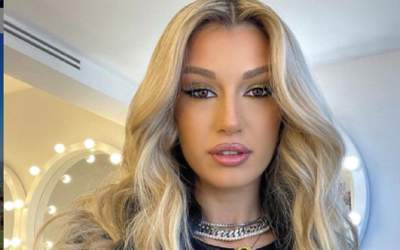 Alina Eremia s-a mutat în...