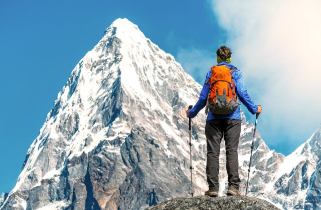 Destinații ideale pentru pasionații de alpinism